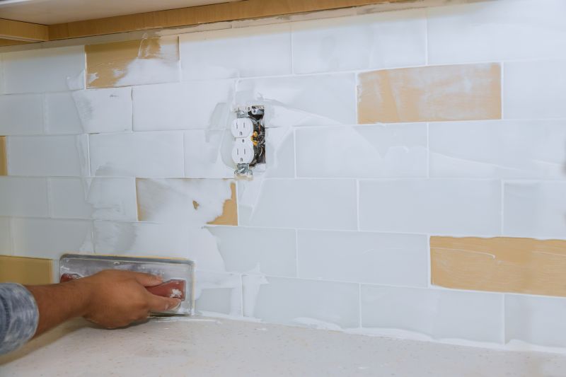 Applying Grout Paint